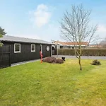 6 Person In 펜션 Karrebæksminde