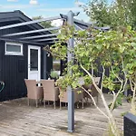 6 Person In * Karrebæksminde