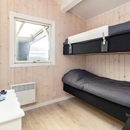 6 Person In * Karrebæksminde
