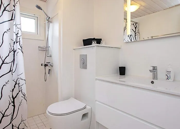Semesterbostad 6 Person In *