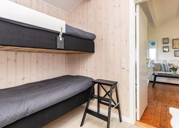 Semesterbostad 6 Person In